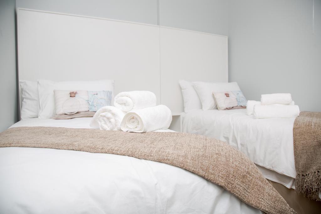 ווינדהוק Apartment 64 At 77 On Independence Ave מראה חיצוני תמונה