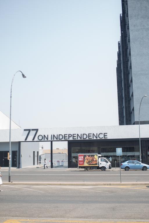 ווינדהוק Apartment 64 At 77 On Independence Ave מראה חיצוני תמונה