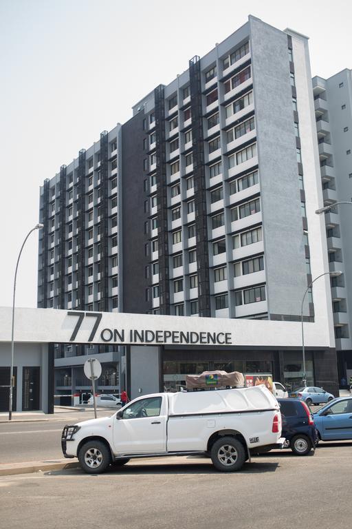 ווינדהוק Apartment 64 At 77 On Independence Ave מראה חיצוני תמונה