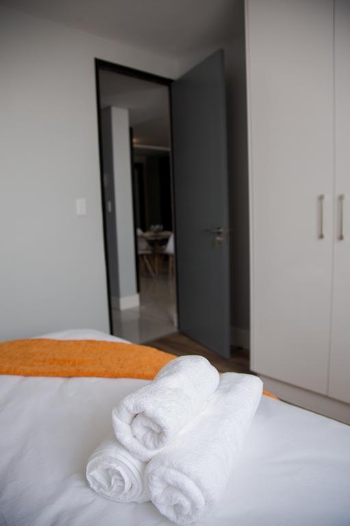 ווינדהוק Apartment 64 At 77 On Independence Ave מראה חיצוני תמונה