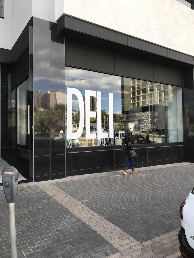 ווינדהוק Apartment 64 At 77 On Independence Ave מראה חיצוני תמונה